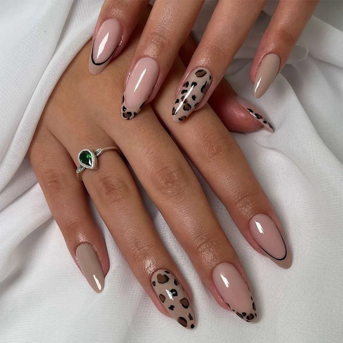24PCS Almond Nails – Mixed Solid Colors with Subtle Florals & Golden Highlights