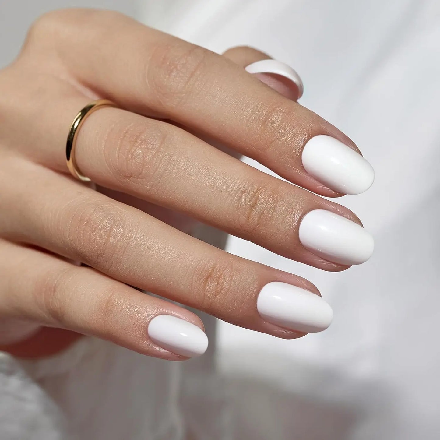 Simple & Delicate: 24PCS Almond Fake Nails for Effortless Date-Night Style