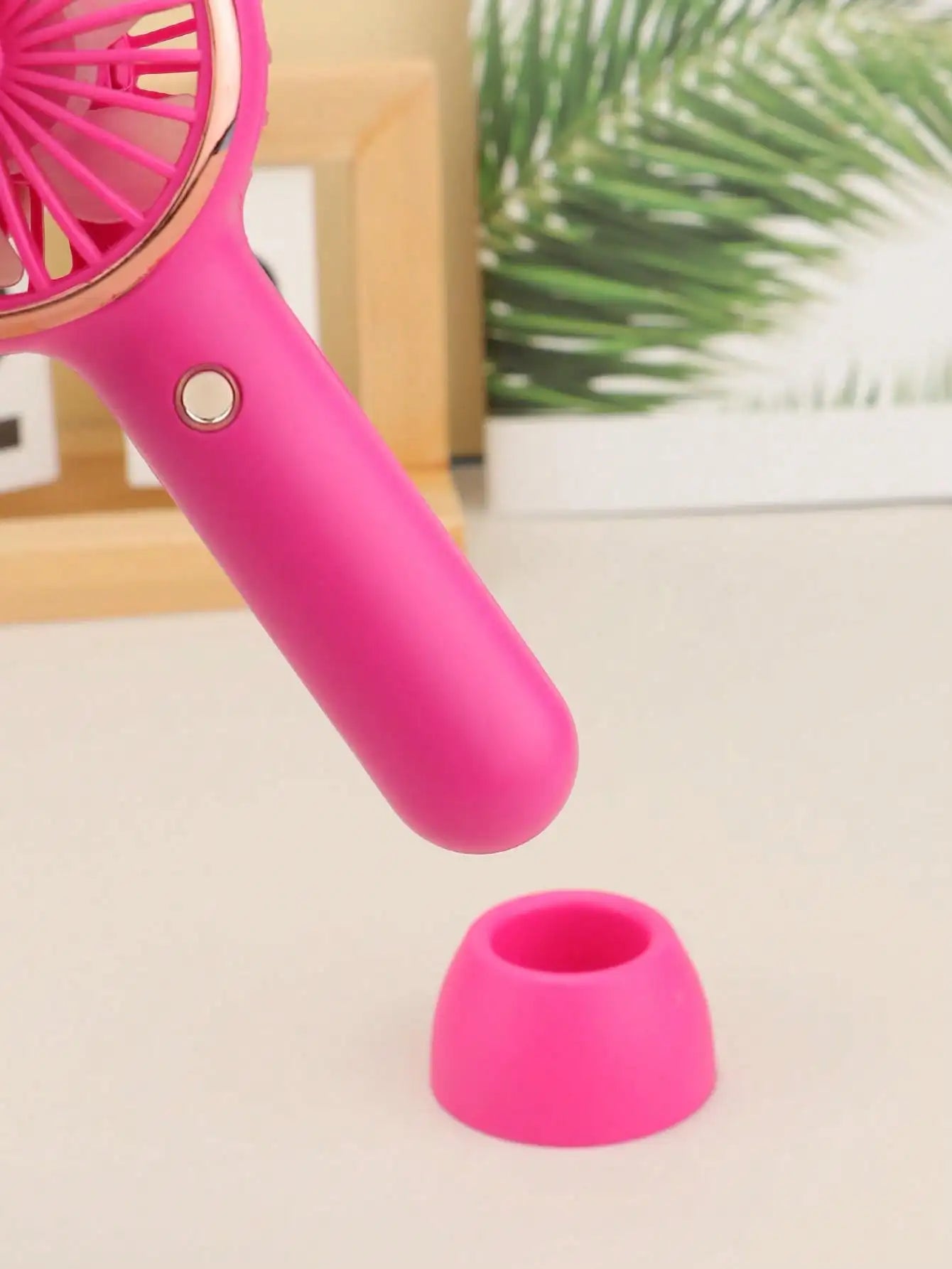 Cute Cat Ear Portable 3-speed Adjustable LED Lamp Holder Mini Fan Suitable for Office Outdoor Travel, The Best Summer Partner