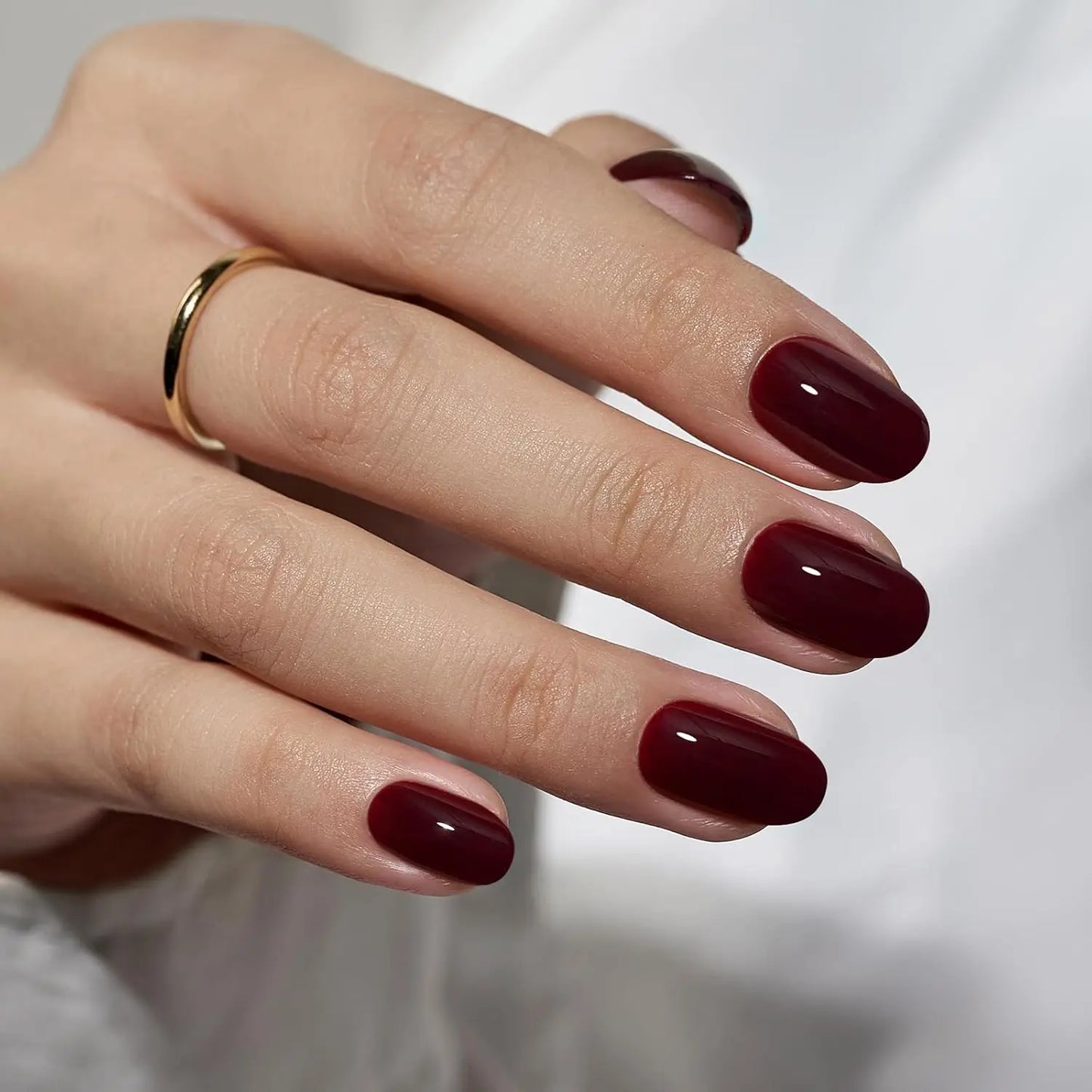 Simple & Delicate: 24PCS Almond Fake Nails for Effortless Date-Night Style