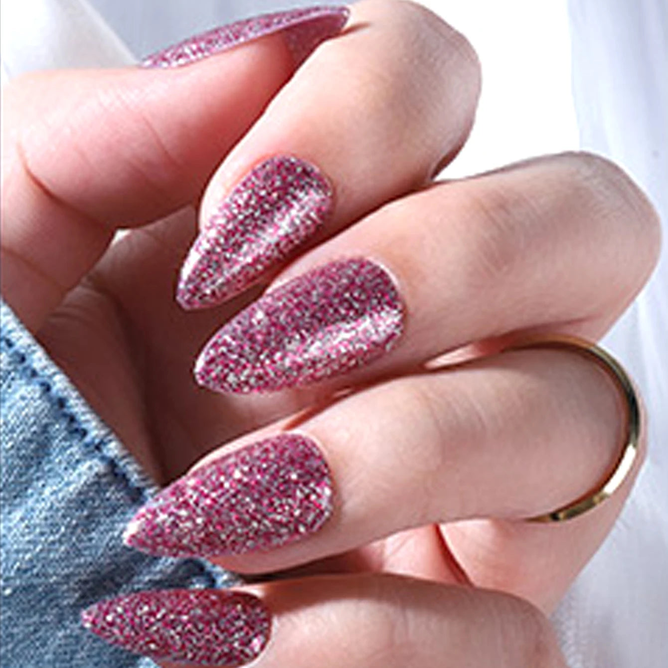 Simple & Delicate: 24PCS Almond Fake Nails for Effortless Date-Night Style