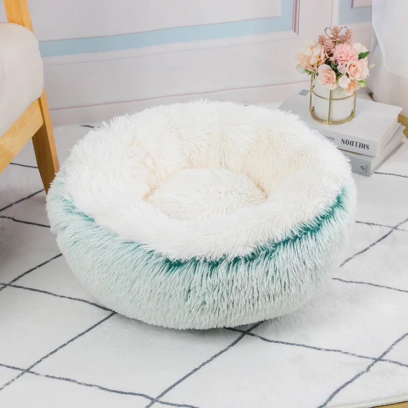 Long Plush Round Cat Bed for a Comfy and Fashionable Nap