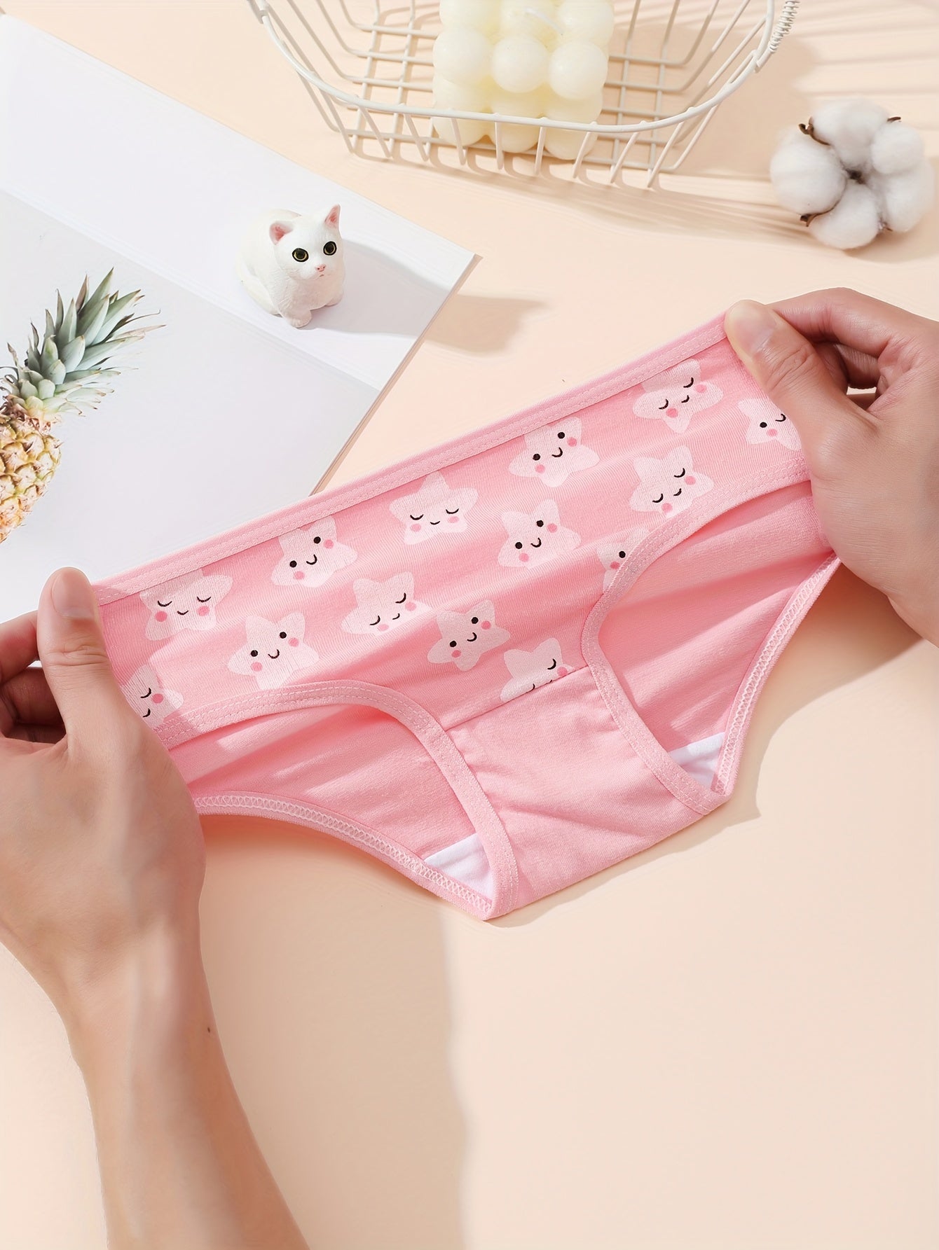 4pcs 4-Pack Cartoon Print Toddler Girls Breathable Briefs Underwear