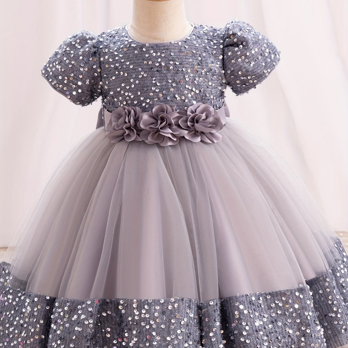 Gorgeous Sequin Flower Decor Puff Short Sleeve Tutu Dress Princess Dress Girls Kids Clothes Party Christmas