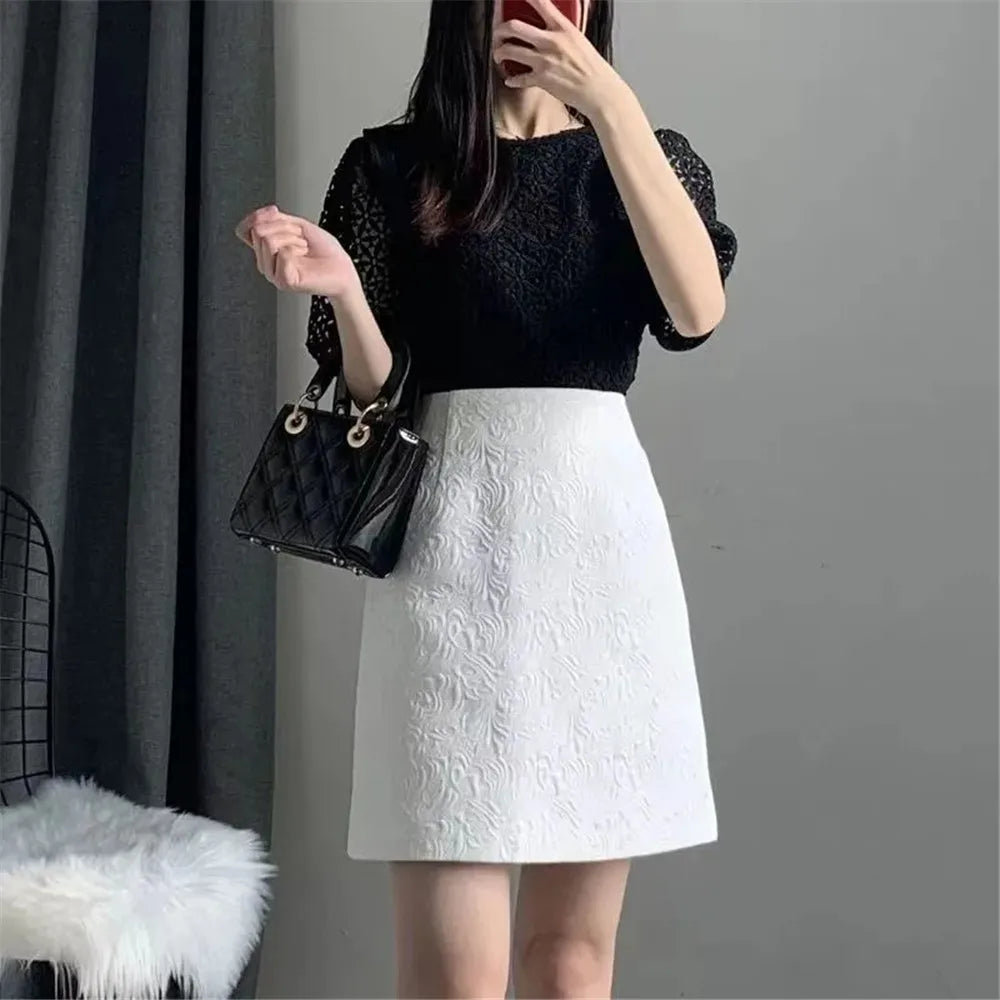 2024 Korean Style Spring Summer New Jacquard Commuting Skirt Temperament Short Skirts Womens High Waist Slim White A-Line Skirt