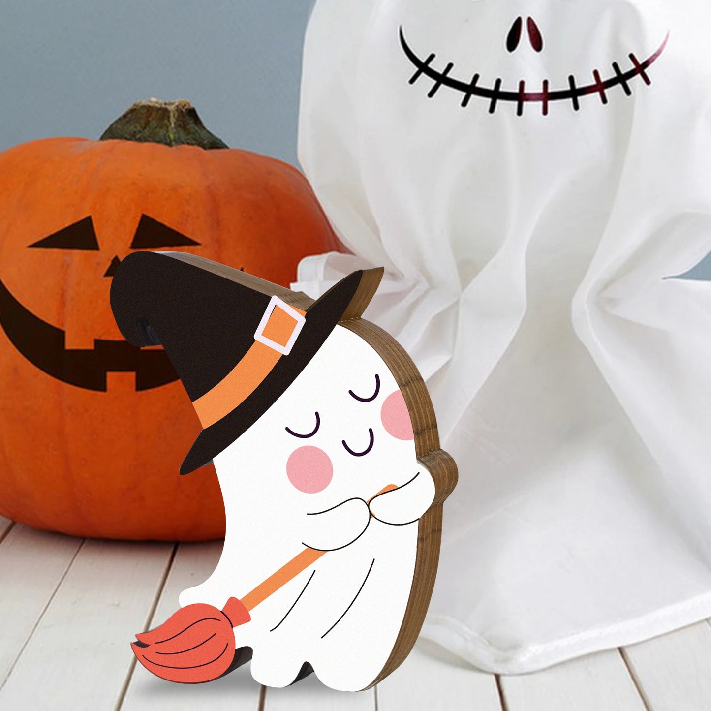 Halloween Theme Wooden Ghost Ornament  Cute Pumpkin Witch Hat Design, The Perfect Decoration to Enhance the Festive Atmosphere