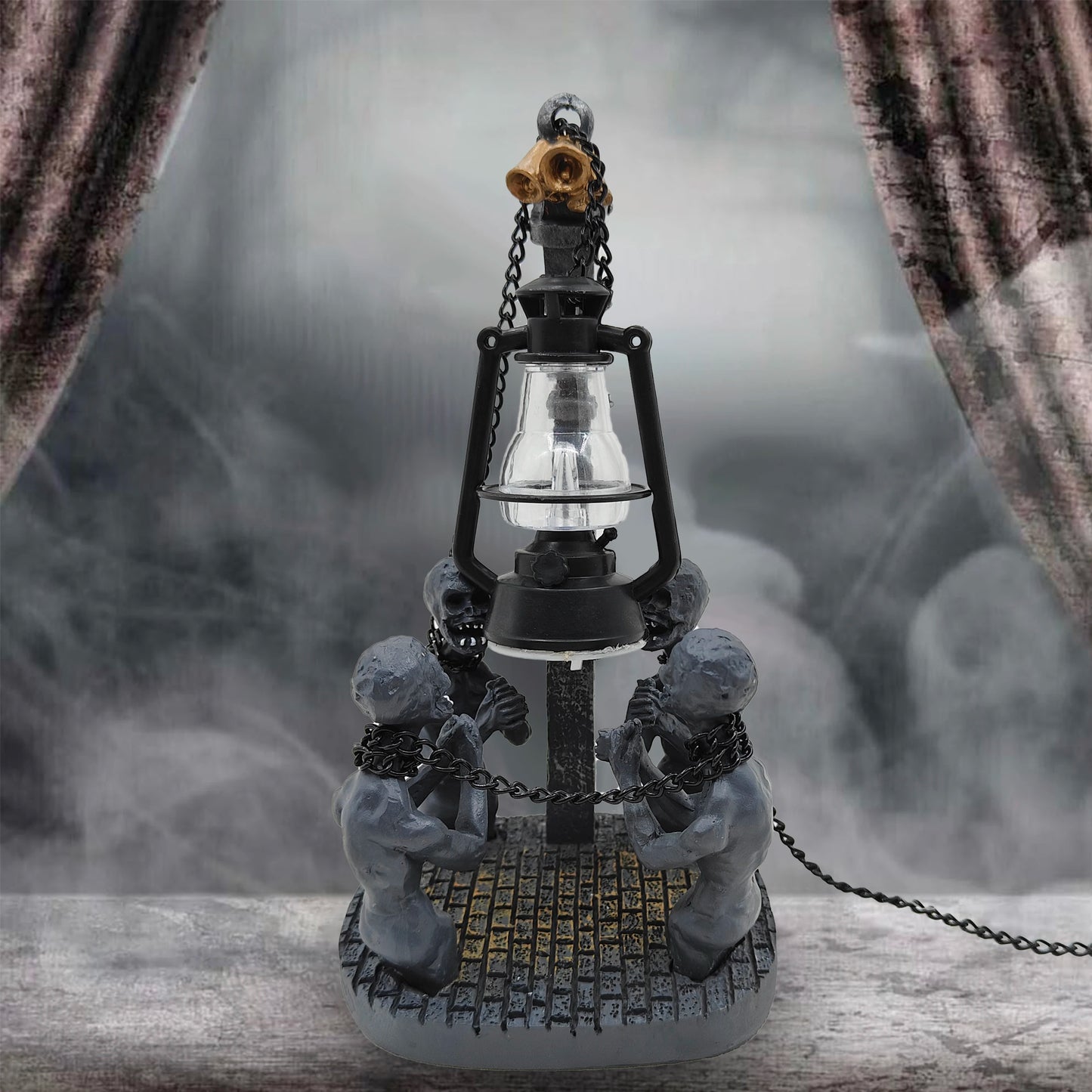 Halloween Retro Oil Lamp Decor，Resin Hell Ghost Statues，Gothic Evil Ghost Chain Coal Oil Lamp，Halloween Skull Home   Decoration.