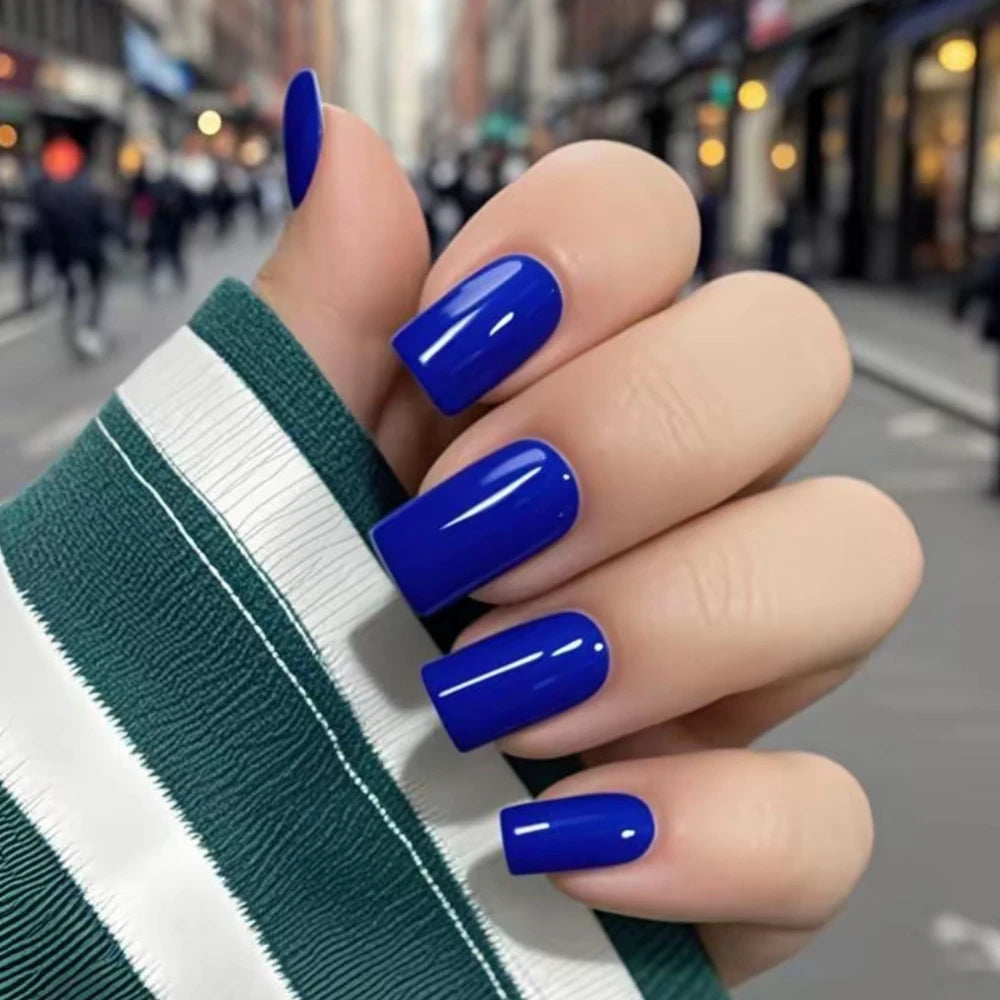Glossy Nail Set – Long Press-On Acrylics for DIY Glam Moments