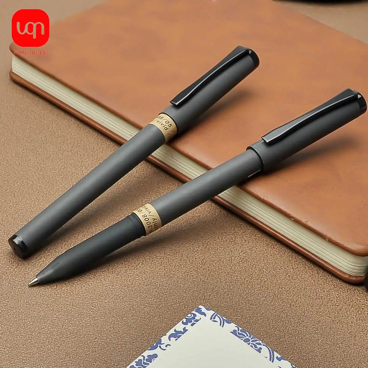 Office Neutral Pen 0.5mm High-end atmospheric design calligraphy pen writing smooth durable school and office supplies