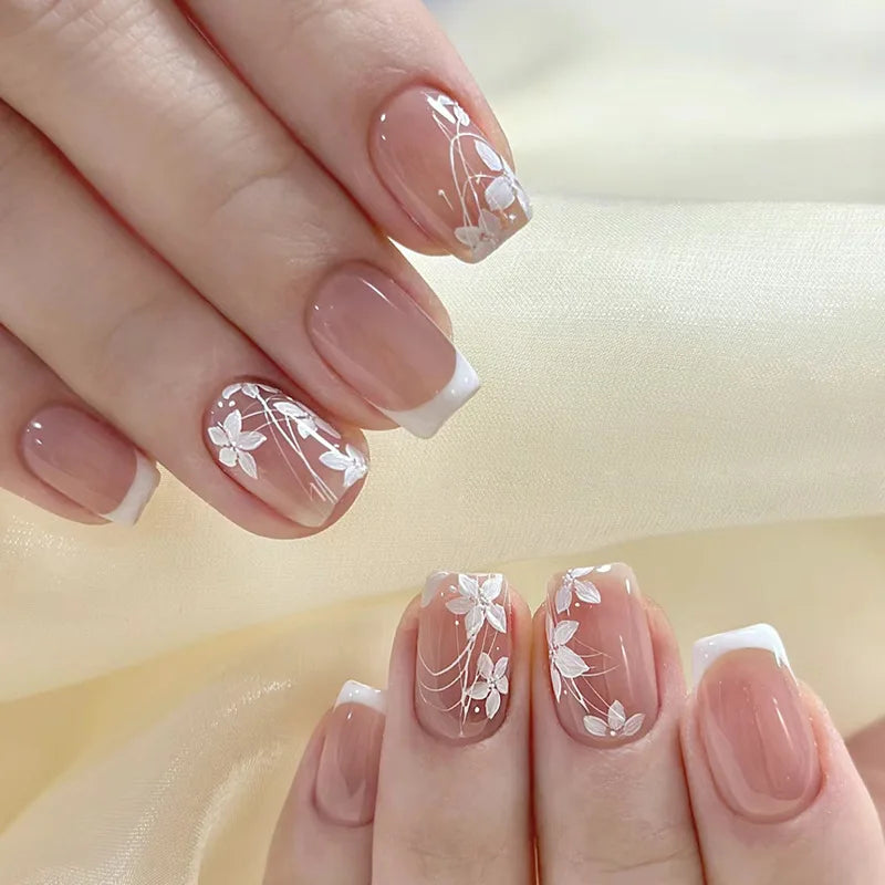 Ballet Chic – 24Pcs White French Nails with Cute Bow Design