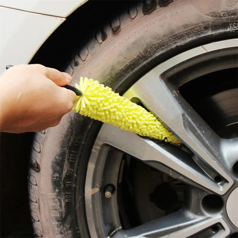 Car Rim Scrubber Wheel Cleaner Brush Wheel Tire Rim Brush with Plastic Handle Portable Auto Detailing Wash Cleaning Tool