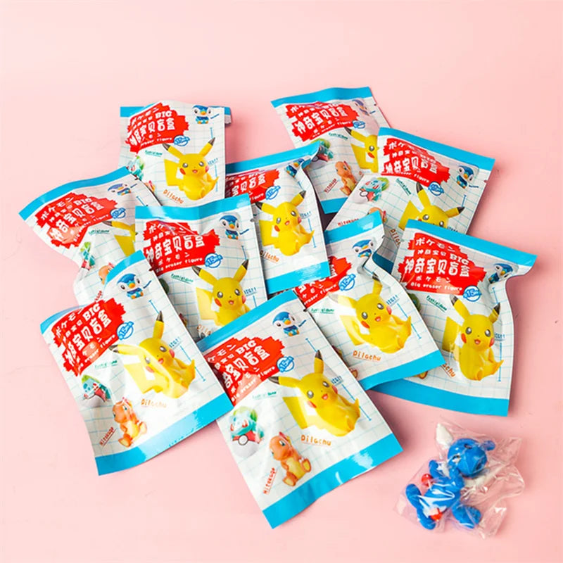 Sanrio Kawaii Eraser Set – 32pcs 3D Cartoon Rubber with Kuromi, Hello Kitty & Friends for Students & School Gift Kits