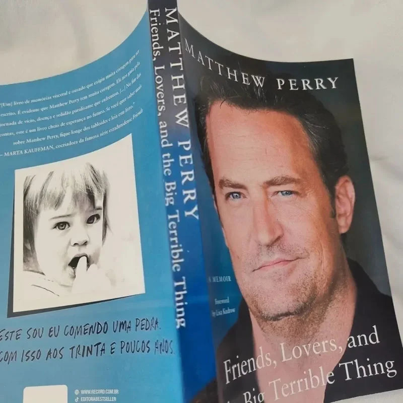 Friends, Lovers, And The Big Terrible Thing A Memoir by Matthew Perry Paperback Book in English Libros