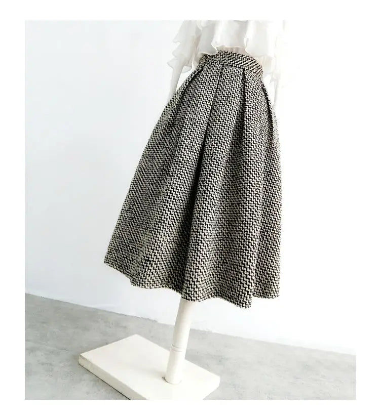 2023 New Autumn and Winter Fashion Thousand Bird Checker Half Skirt Temperament Commuter Women's High Waist Poached Skirt