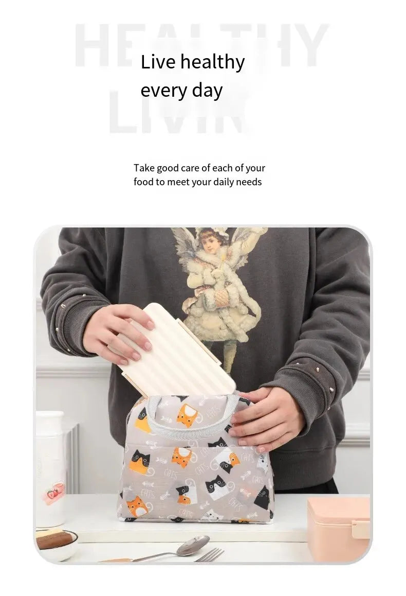 CoolBites Cartoon Bento Bag – Insulated Lunch Tote for Kids, School & Picnic Fun!