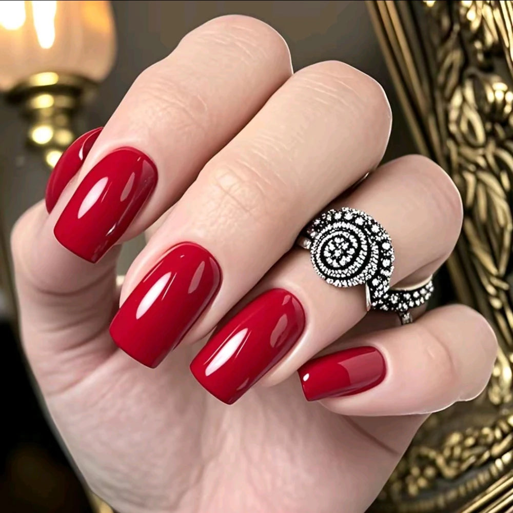 Glossy Nail Set – Long Press-On Acrylics for DIY Glam Moments