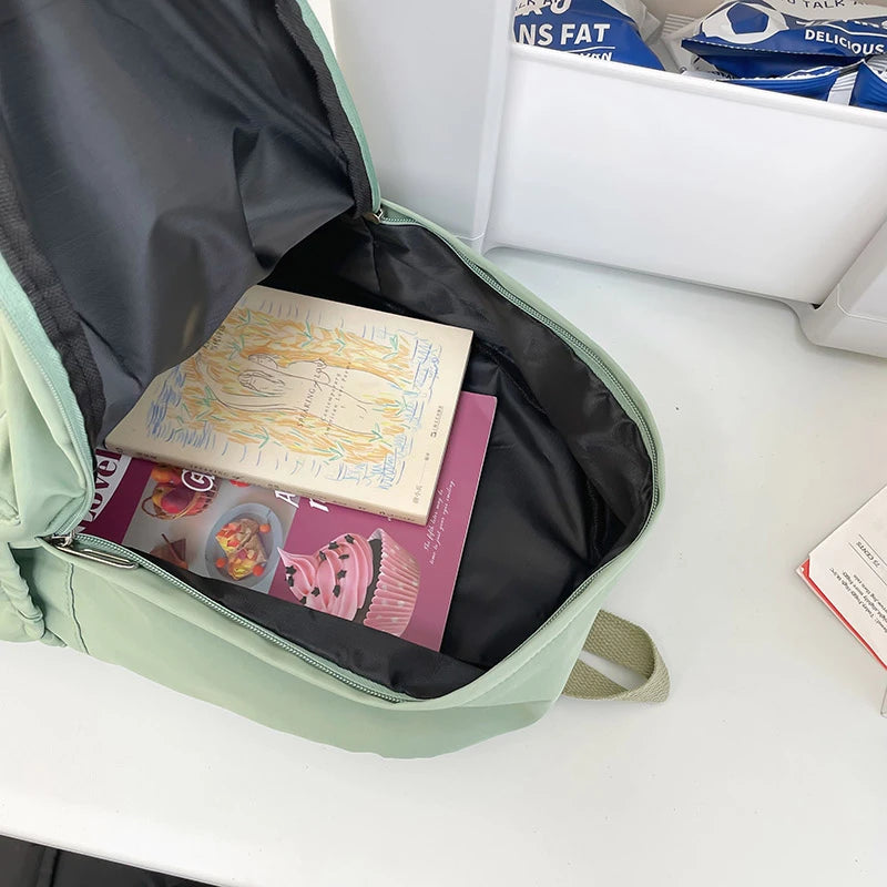 UrbanEase Solid Backpack – Lightweight & Versatile for High School, Travel & Daily Style!